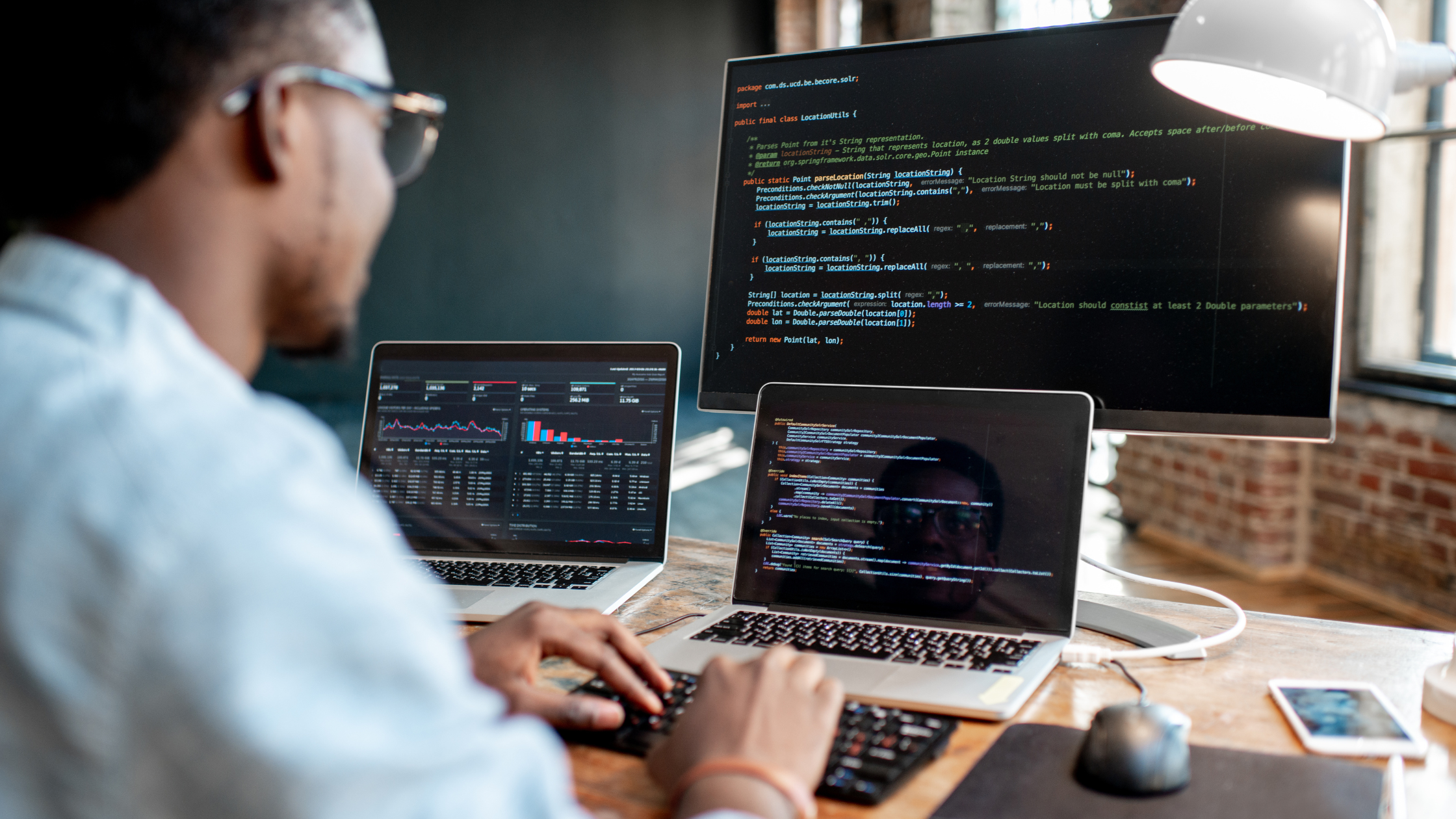 How to build forecast models in R